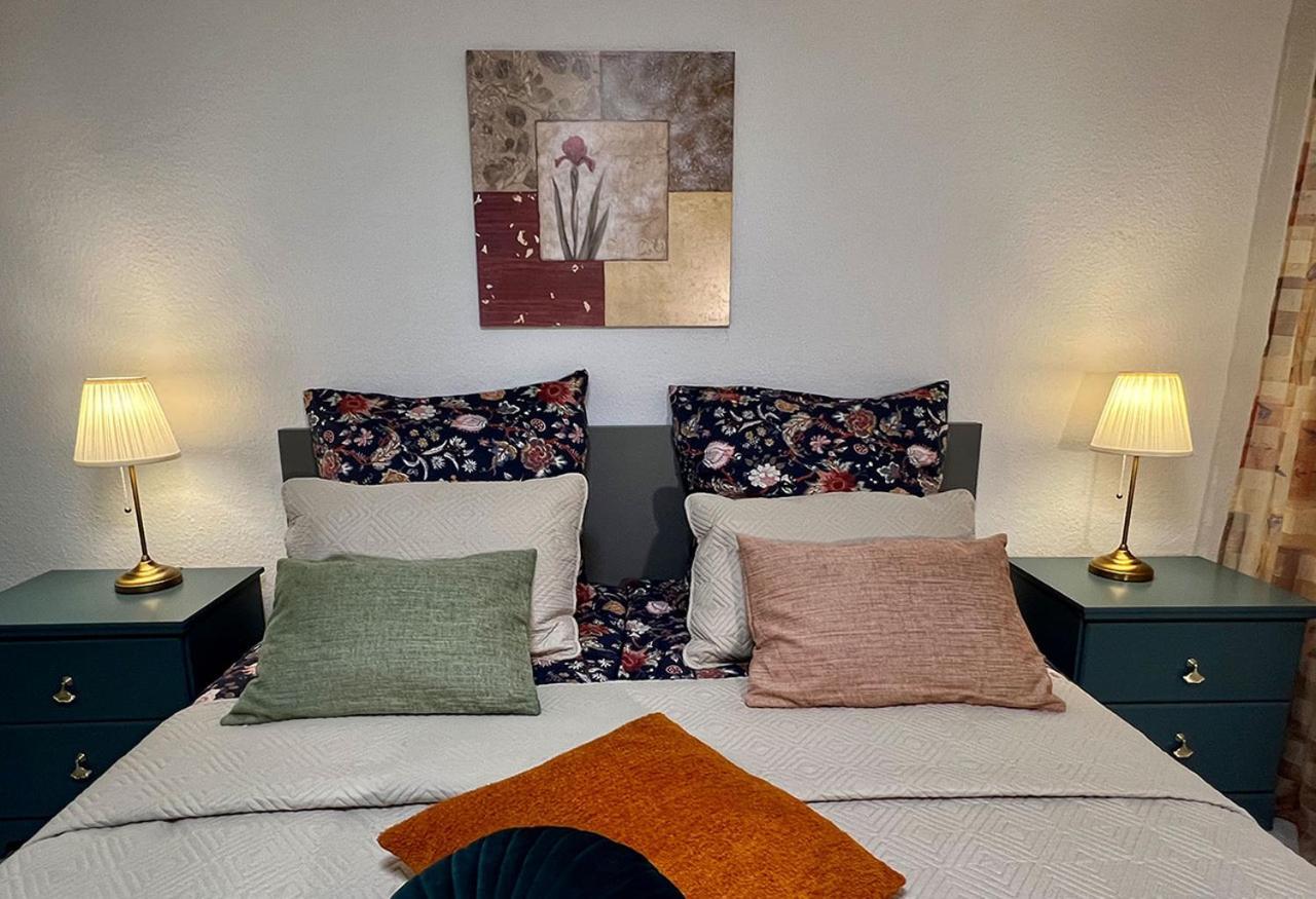 Ferienwohnung Goodtimes Hausen Uber Aar Bagian luar foto