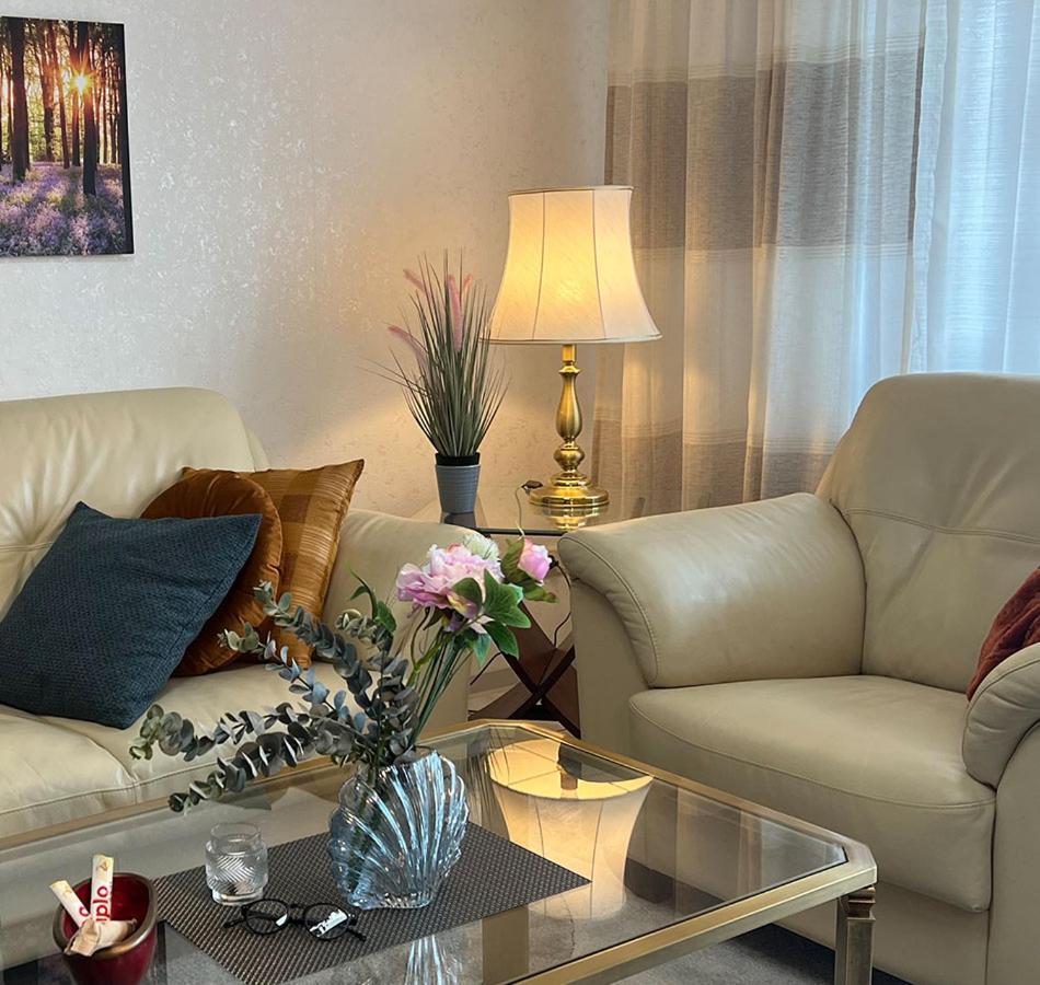 Ferienwohnung Goodtimes Hausen Uber Aar Bagian luar foto