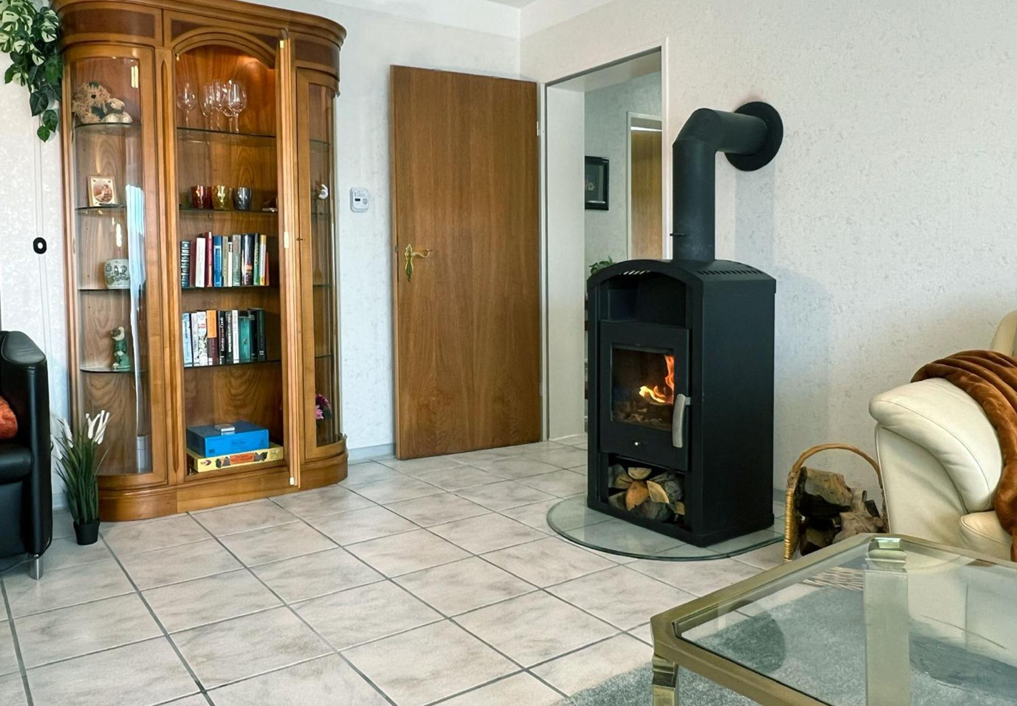 Ferienwohnung Goodtimes Hausen Uber Aar Bagian luar foto